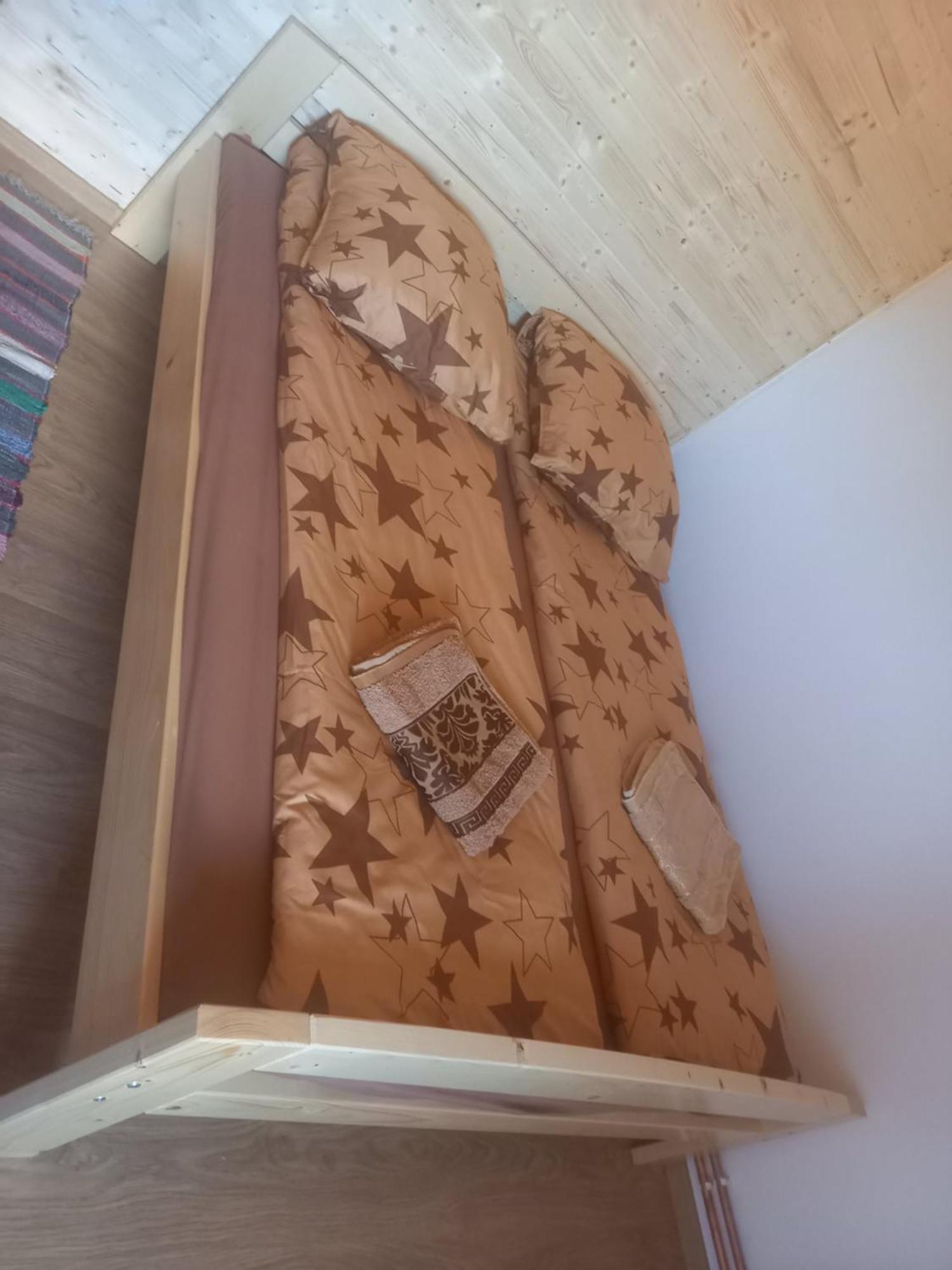 Narcise Kulcsoshaz Villa Joseni  Exteriör bild